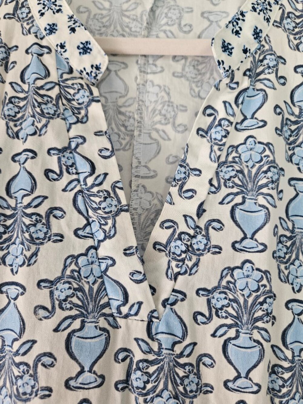 Magari Italy Blue& White Floral Urn Mixed Floral Print Maxi Dress Size M - Picture 7 of 13